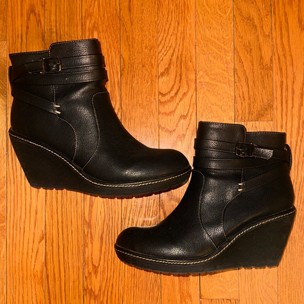 Kohl's Black Leather Moto Wedge Boots